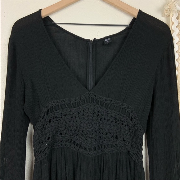 Volcom Nightscape Long Sleeve Crochet Boho Dress - Picture 4 of 6